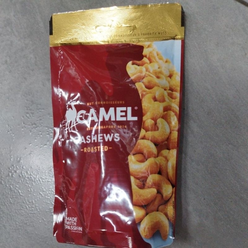 

snack Kacang Cashew Camel Salted