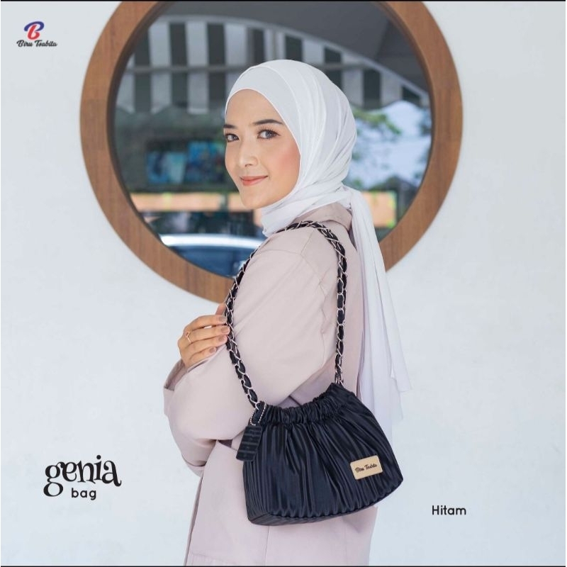 Genia Bag Tas Selempang Biru Tsabita