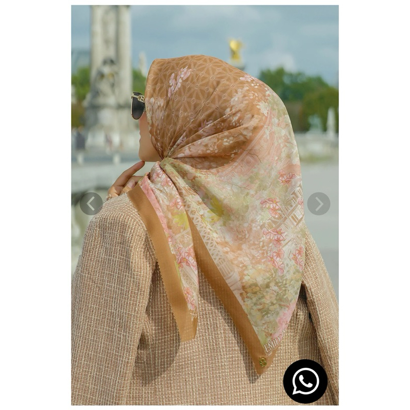 Parisian Buttonscarves