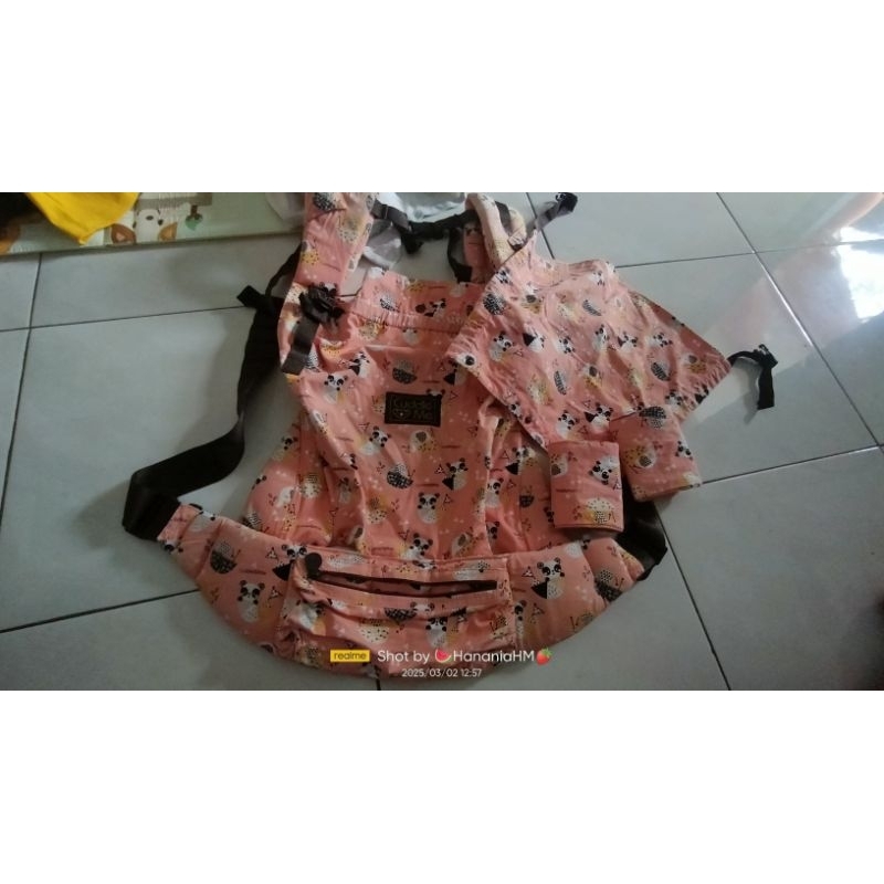 gendongan ultimo cuddle me