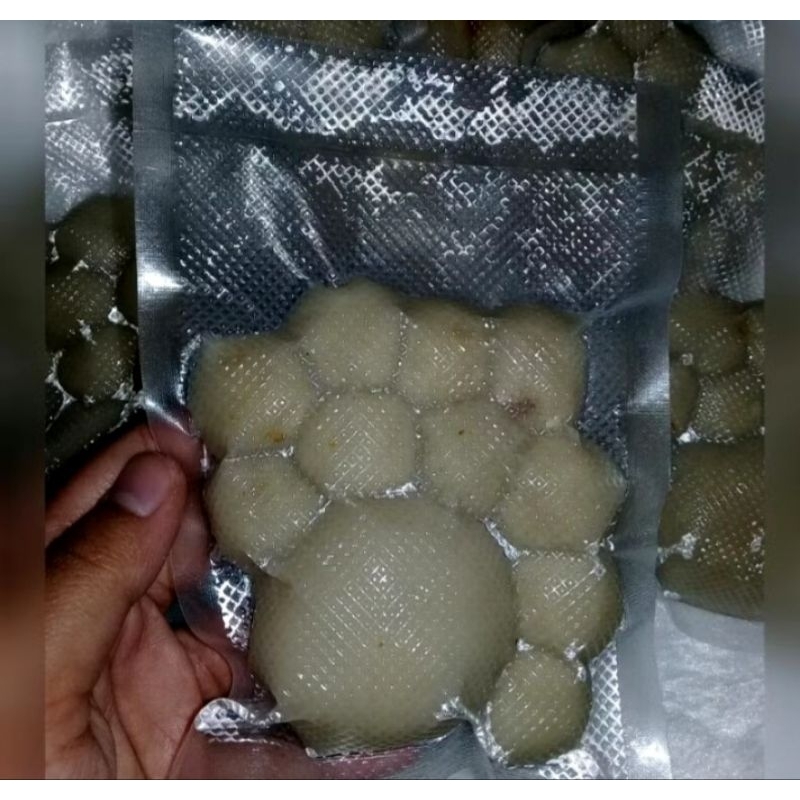 

CILOK BESAR ISI AYAM SUIR + 10 CILOK KECIL / CILOK TANPA BUMBU / TAMBAHAN TOPING CILOK / BASO ACI BANDUNG