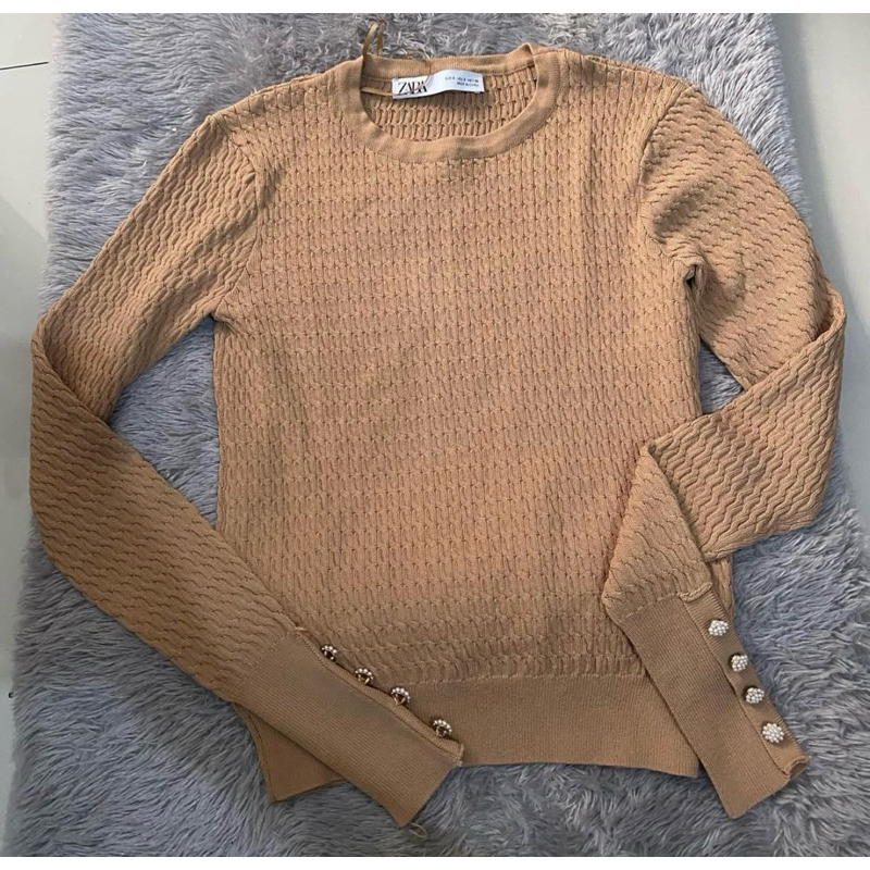 ZARA Knit Gold Button