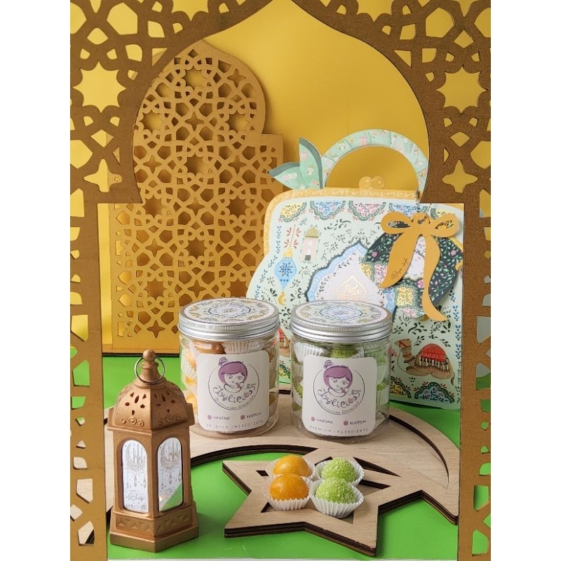 

cookies hampers box of 2