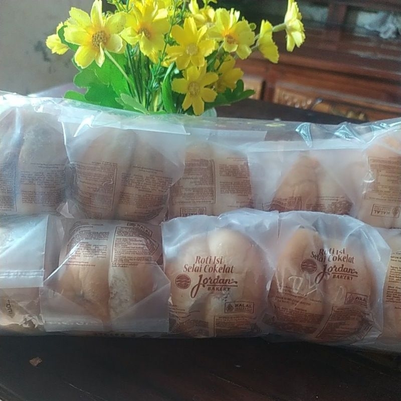 

ROTI JORDAN / ROTI ISI SELAI COKLAT / ROTI / 1 BALL ISI 10 PACK