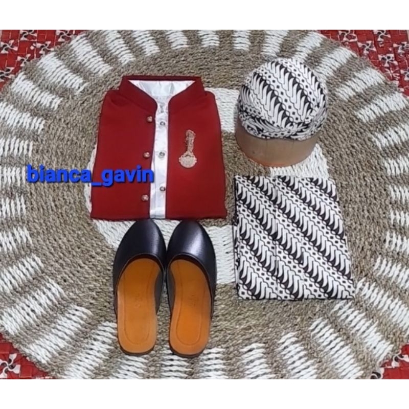 [1 Set] Beskap Hewes Maroon + Jarik Instan + Blangkon + Selop/ Setelan Baju Adat Jawa Pria, FREE BRO