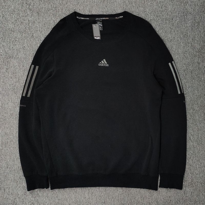 CREWNECK ADIDAS VINTAGE CENTER LOGO ON BLACK