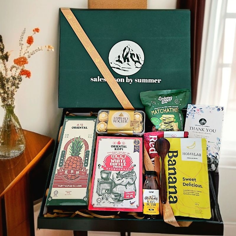 

HAMPERS SHINE - Hamper Lebaran Idul Fitri Gift Hantaran Bingkisan Hari Raya Parcel