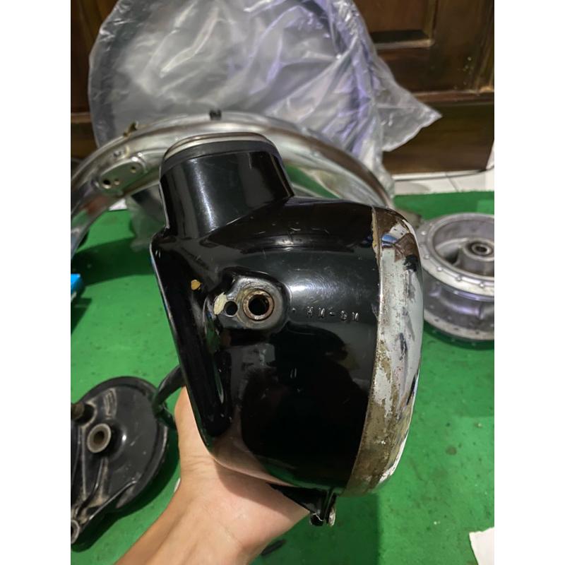 batok lampu cd original set spido ori, cat masih bawaan ori