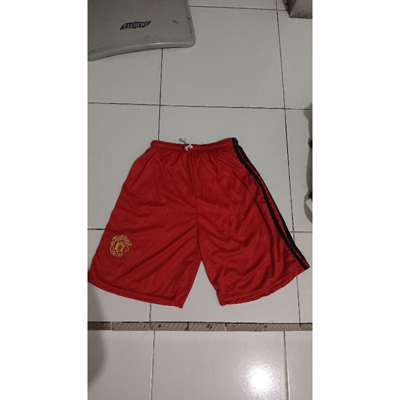 celana bola manchester United