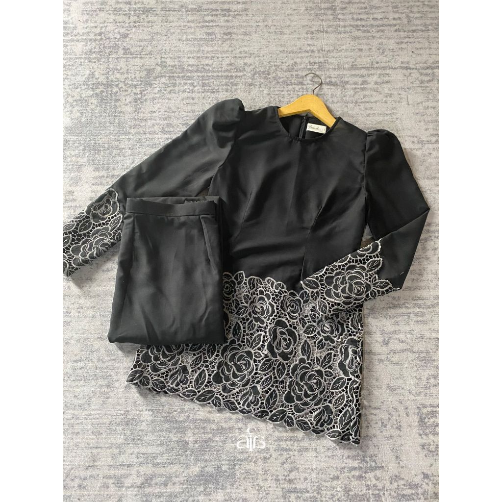 NANIA ONE SET BY FAIA.ID