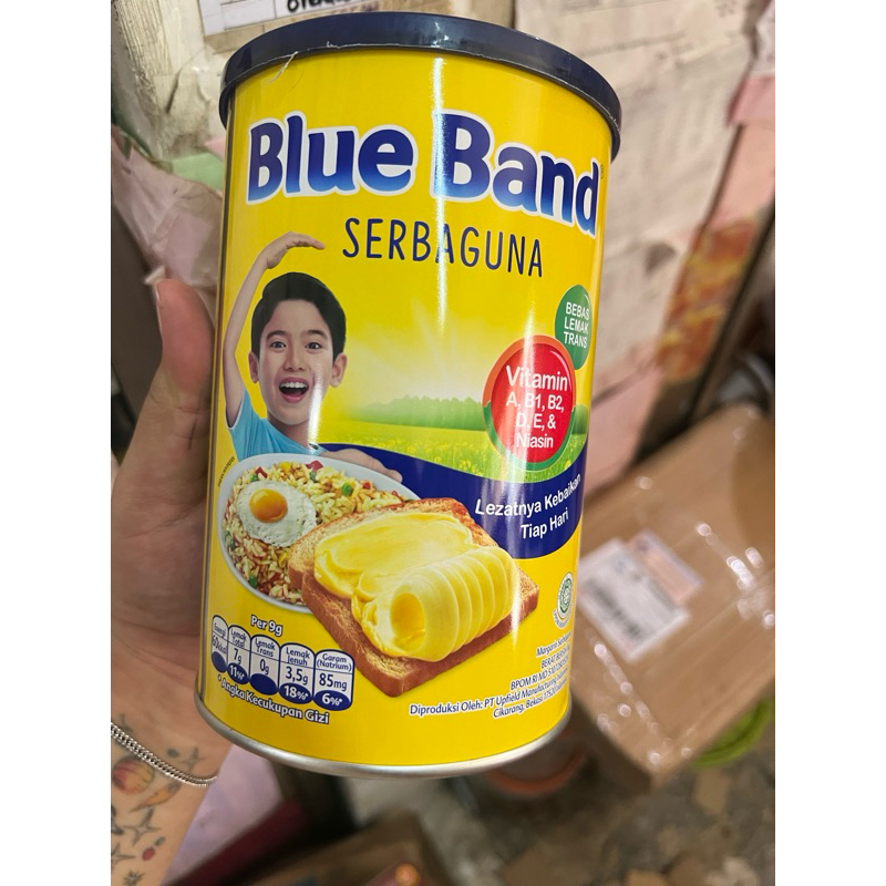 

BLUEBAND 1KG KALENG