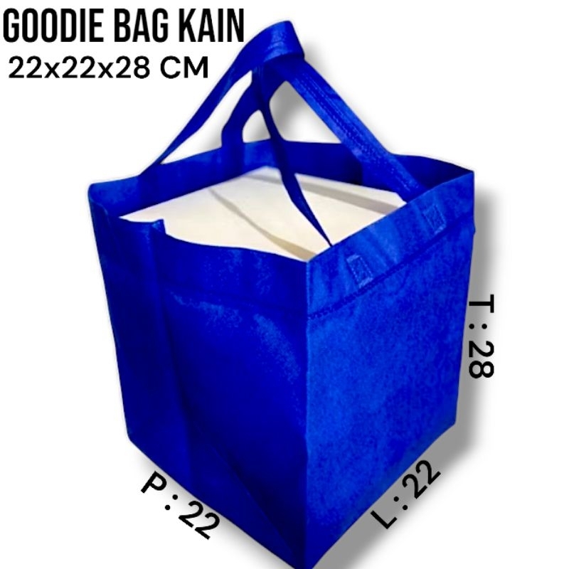

[SATUAN] TAS GOODIE BAG KAIN 22X22X28 CM