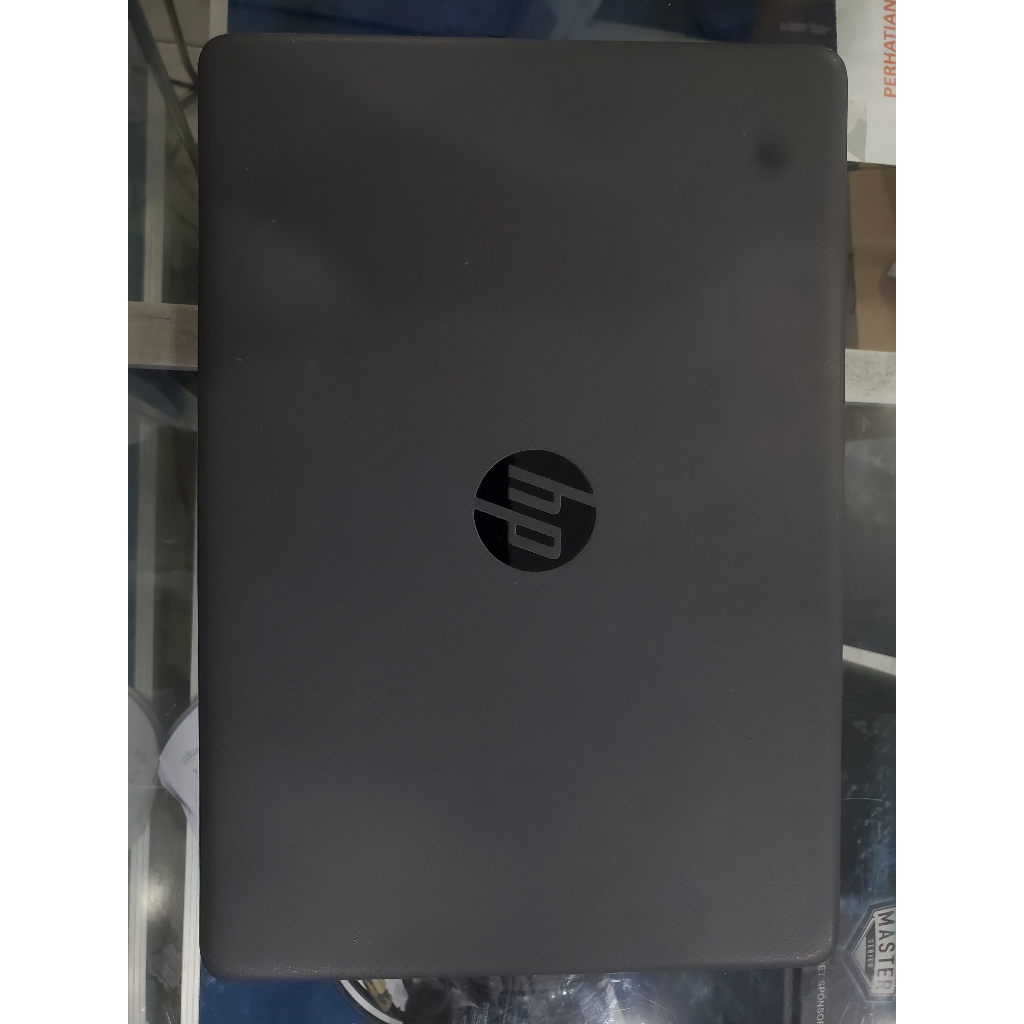HP 245 G8, AMD RYZEN 3 3250U, RAM 4GB SSD 256GB,LAYAR 14 HD