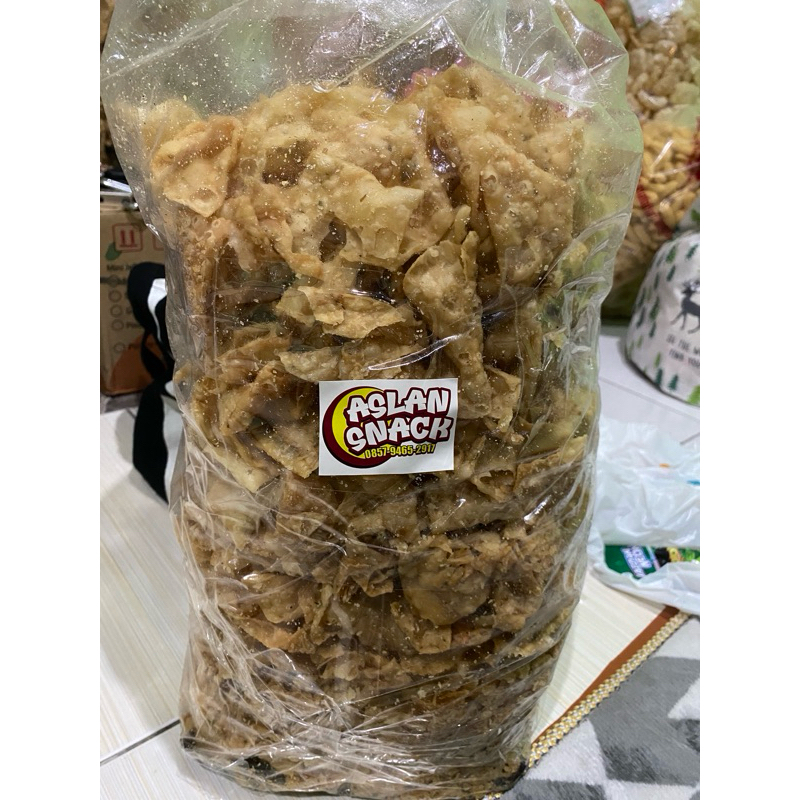 

kripik cumi-cumi/pangsit 100gram
