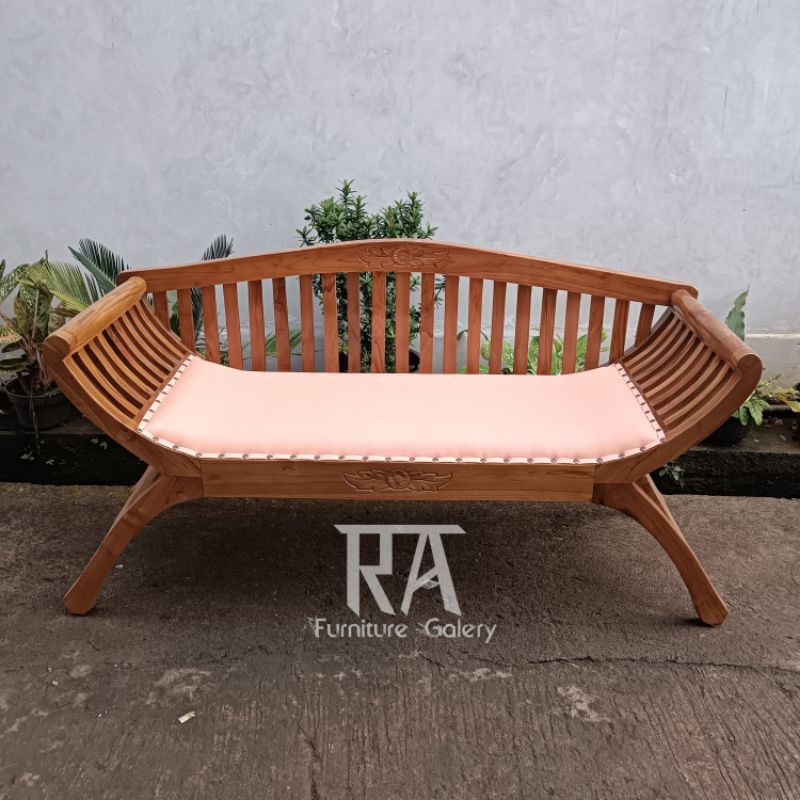 KURSI YUYU PANJANG KLASIK KAYU JATI