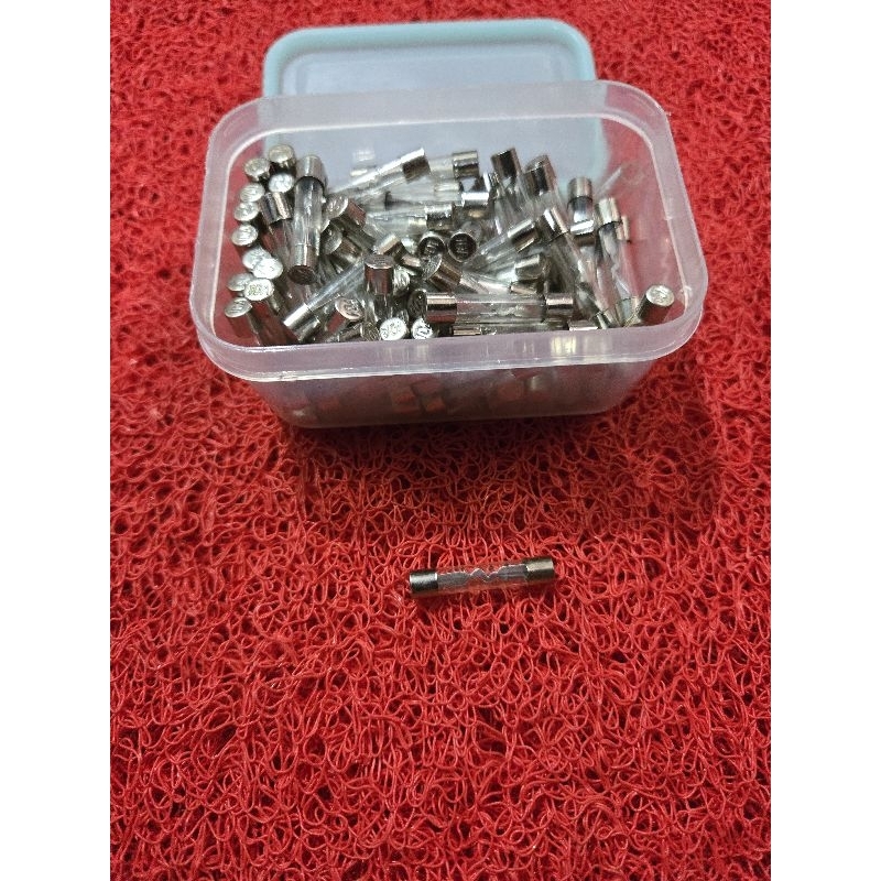 Sekring tabung 10A/sekering tabung 10 ampere/sekring tabung 10 ampere