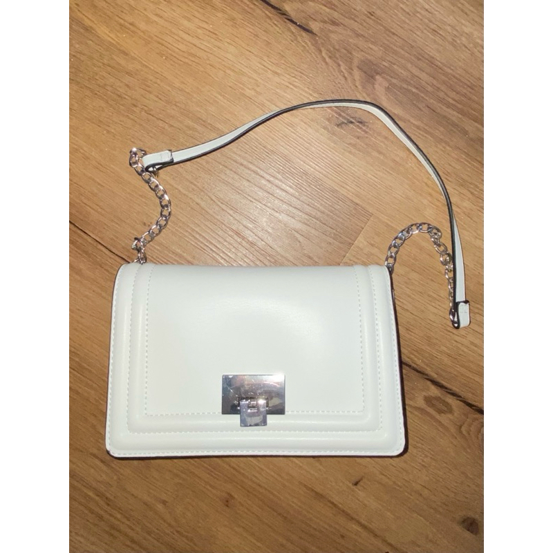 STRADIVARIUS tas selempang putih / crossbody bag