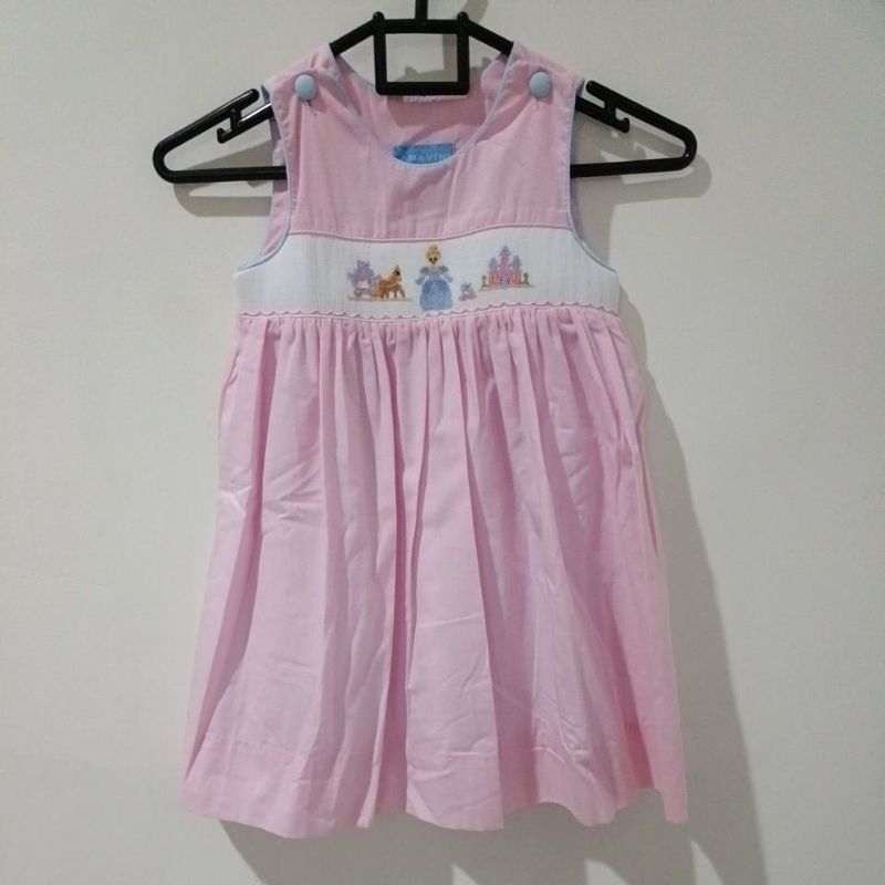 Preloved Dress Smocked anak perempuan Pink Cinderlella Anavini 4years almost new