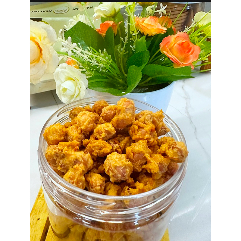 

Snack Lebaran Kacang Kribo Kemasan Toples Jar Kriuk Pedas Gurih Manis