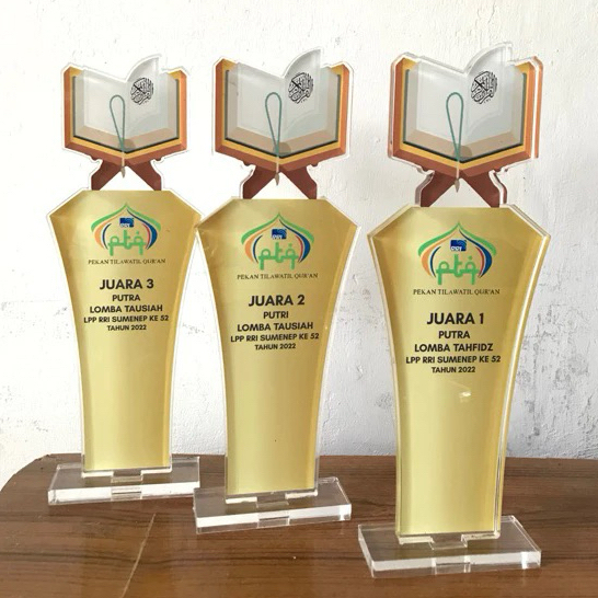 Piala MTQ Piala Lomba Mengaji Akrilik Custom