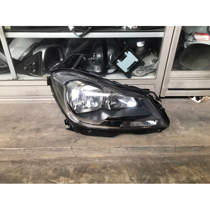 HEADLAMP MERCY C200 w204 MARCEDEZ BENZ c200 W204