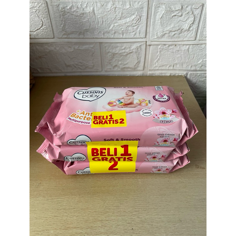 Tissue basah cussons baby