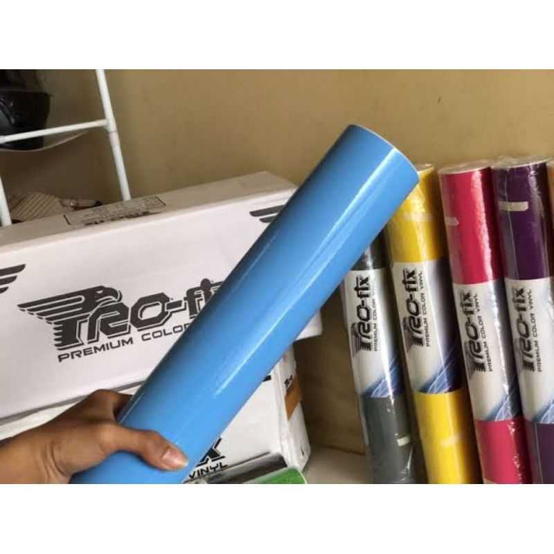 skotlet biru muda glosi sticker biru muda glosi