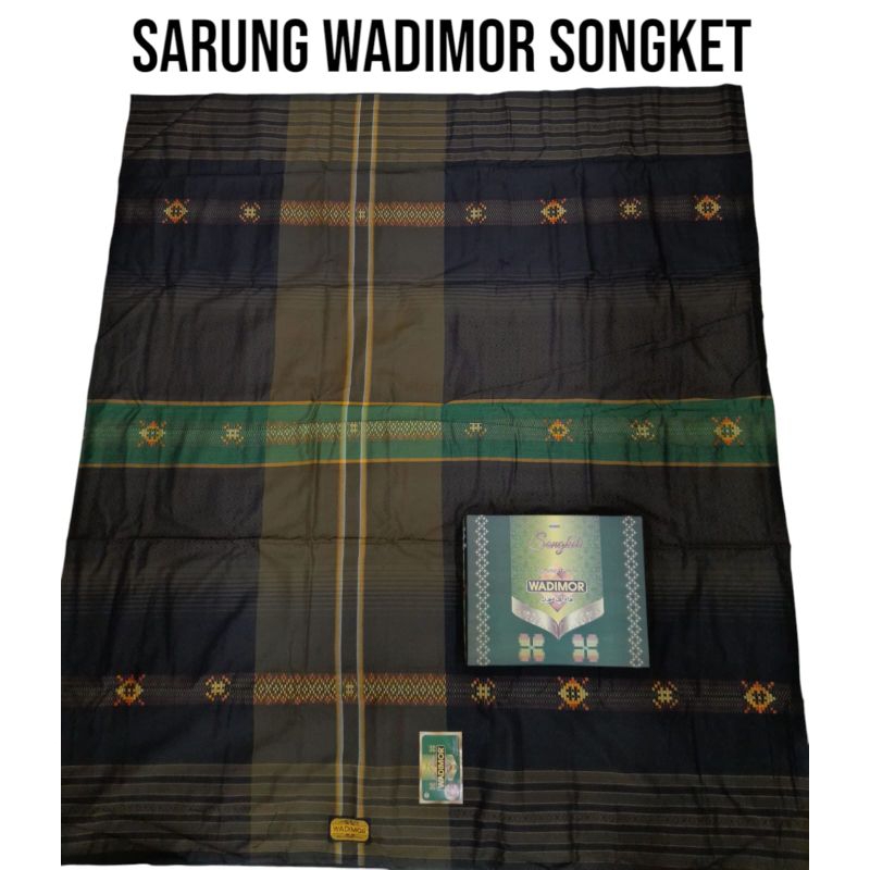 Sarung Tenun Wadimor Songket Motif Bhs