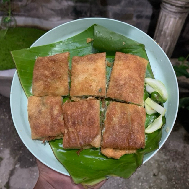 

[INSTAN] Fresh Martabak Telor 1 Butir Dapat 6 Potong Lengkap Acar Cabe