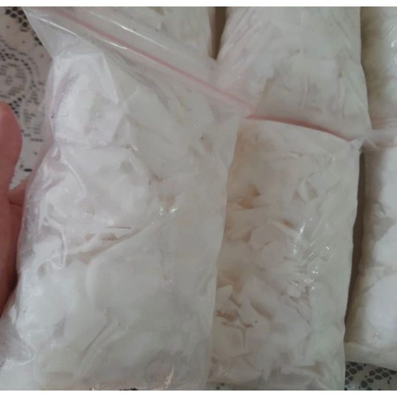 

DAGING KELAPA MUDA ASELI 1KILO / DAGING KELAPA BEKU / KELAPA