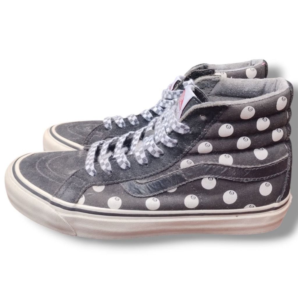VANS SK8-HI STUSSY 8BALL SNEAKER SHOES | SEPATU | DJS  MADE IN CHINA TAG : VANS SIZE : 8 MEN/40/26 C