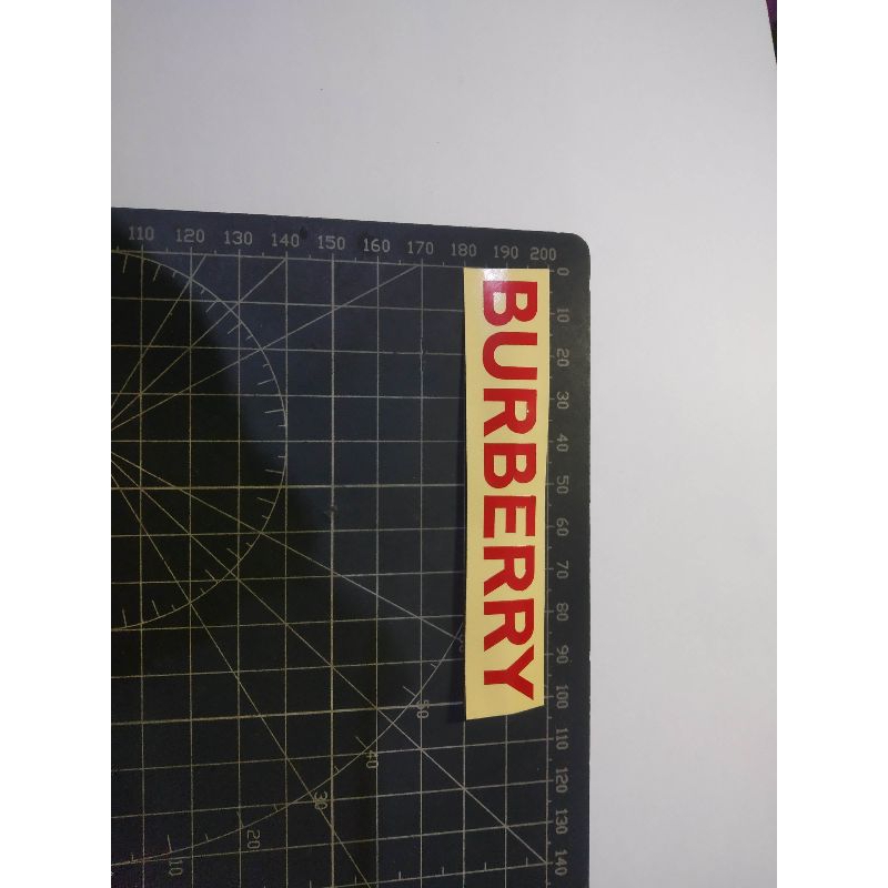 

stiker cutting burberry