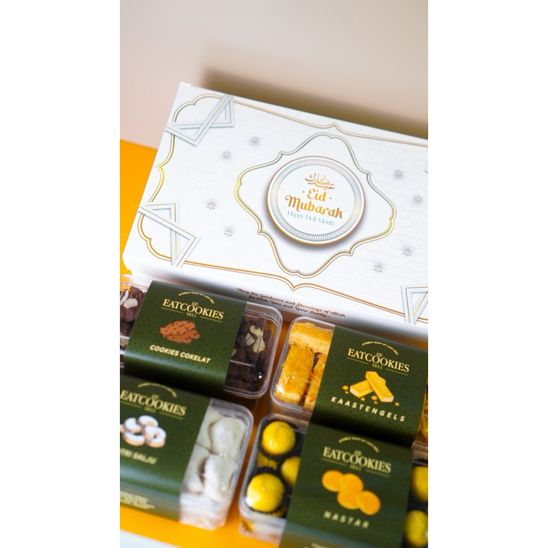 

Hampers Lebaran by Eatcookies Deli | Ready Stock