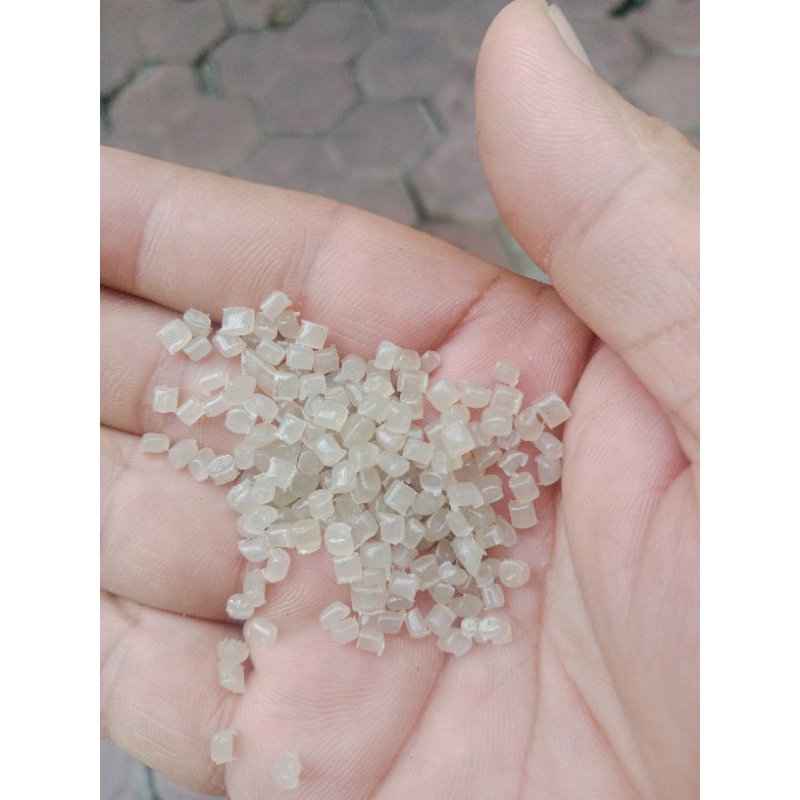 biji plastik pellet lldpe natural transparan untuk blow