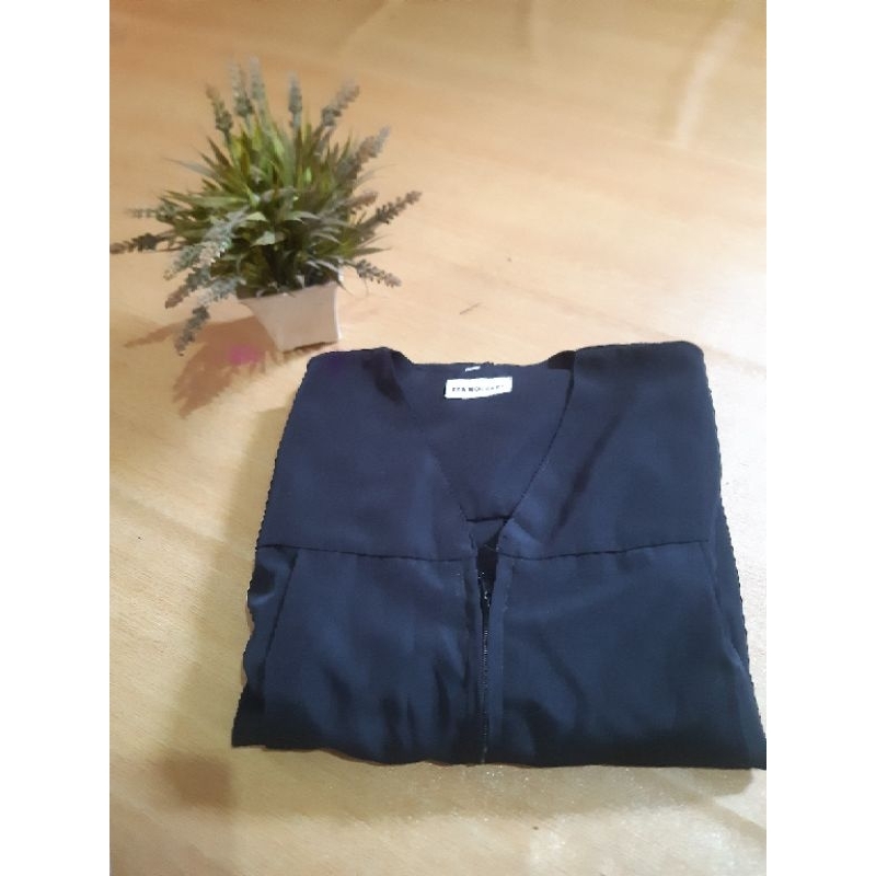 Jubah Wisuda Preloved