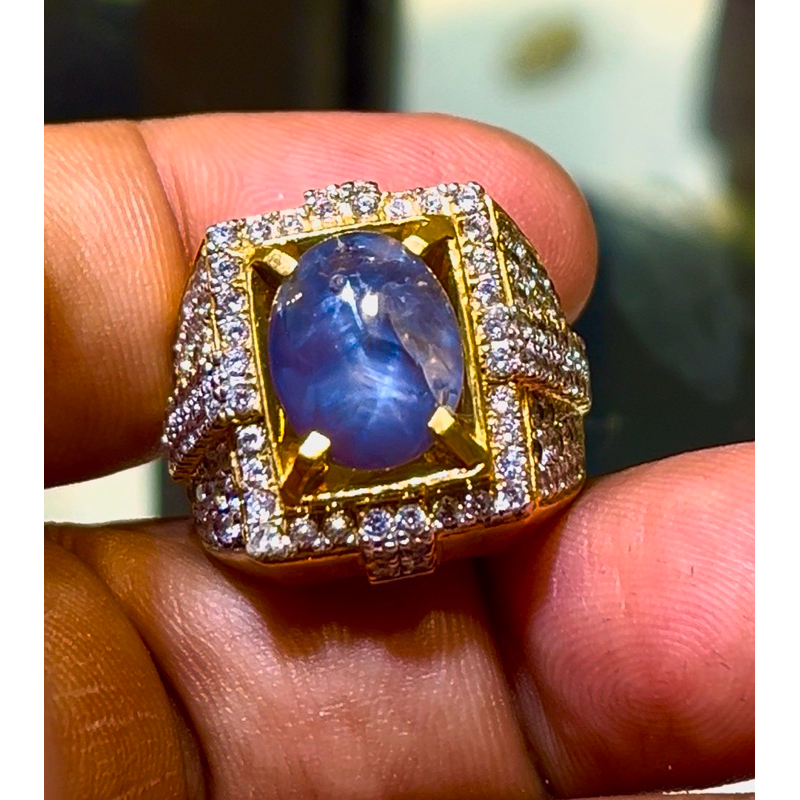 natural light blue sapphire ceylon star