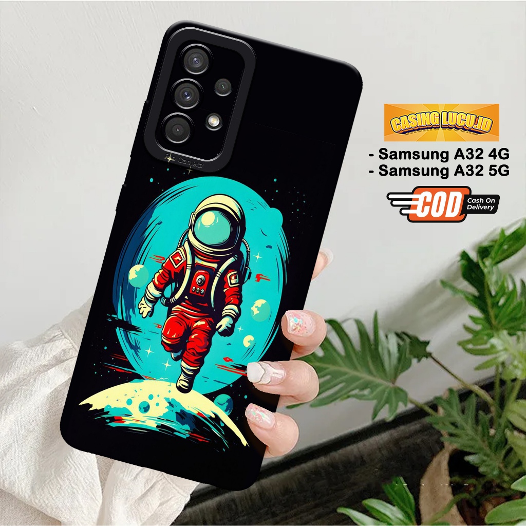Case Samsung A32 4G / A32 5G - Fashion Case Astronot - Casing Hp Samsung A32 4G / A32 5G - Softcase 