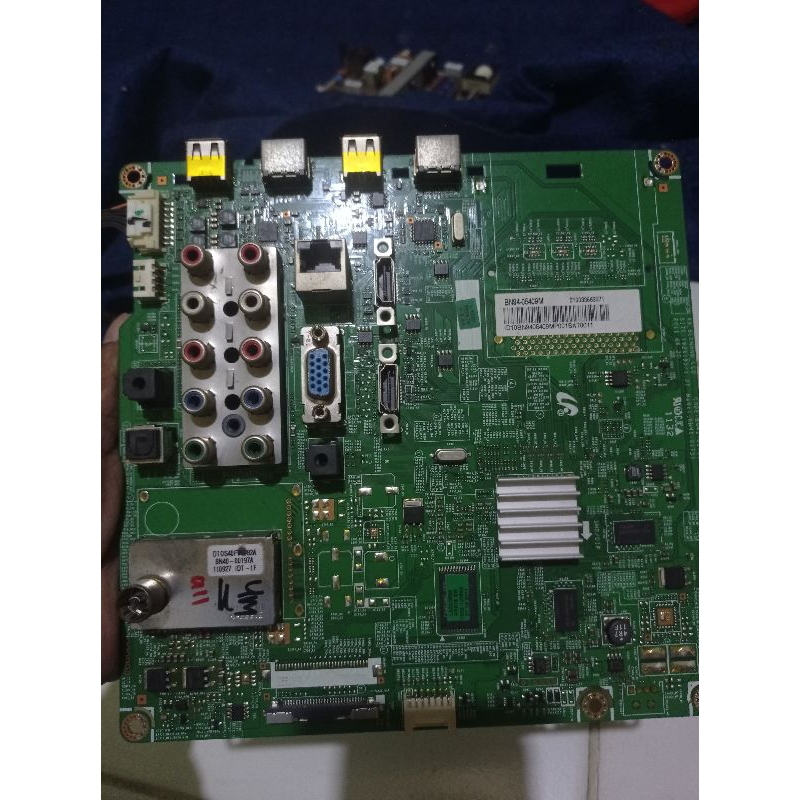 MB LCD SAMSUNG LA32D550 NORMAL