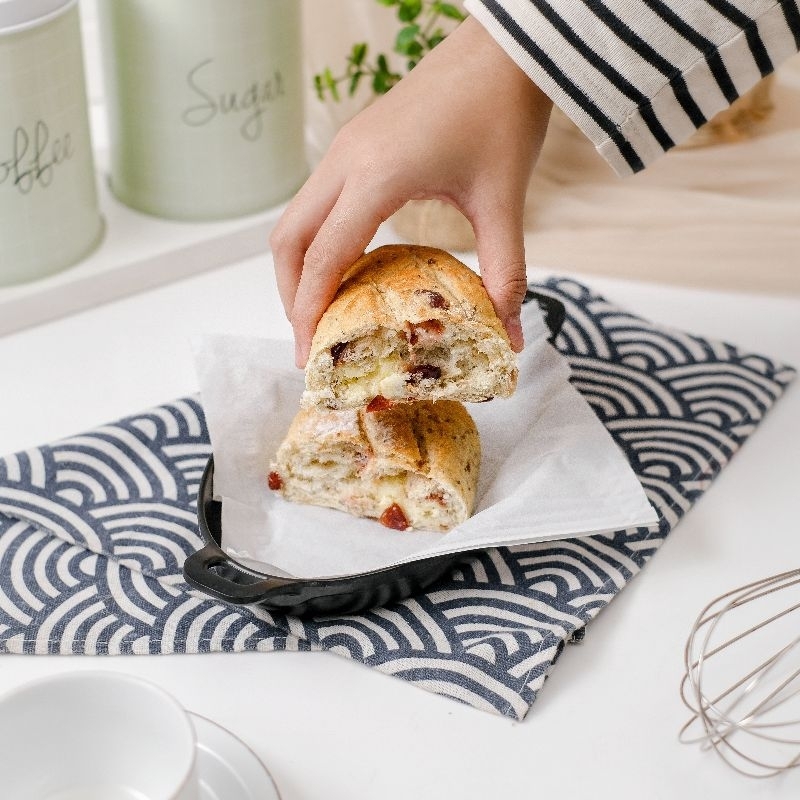 

GR Roti Cranberry Cheese Sourdough by Quedela