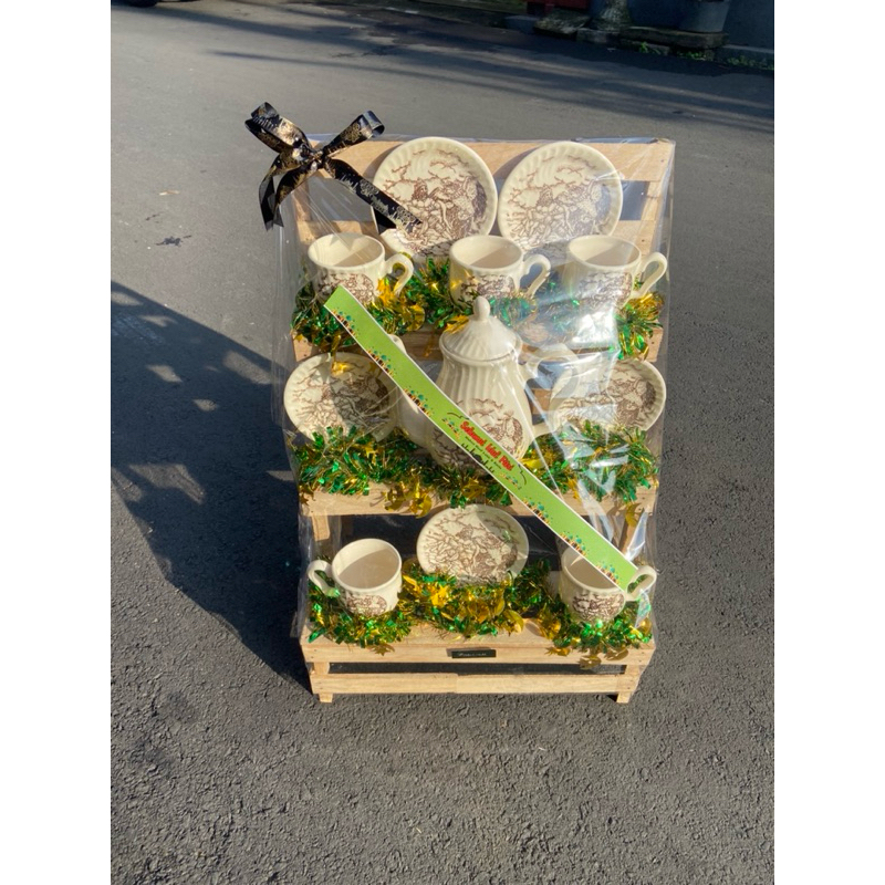 parcel kramik area semarang/parcel keramik murah/parcel keramik lebaran/parcel keramik lebaran 2025