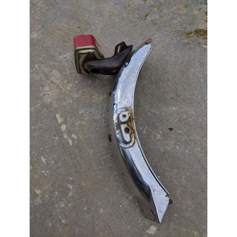 spakbor slebor belakang k5 gl 100 125 original tahun tua kondisi bahan