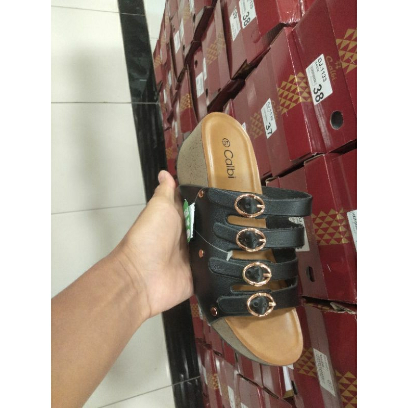PSANDAL WEDGES GESPER 4 CALBI PEREMPUAN TERBARU