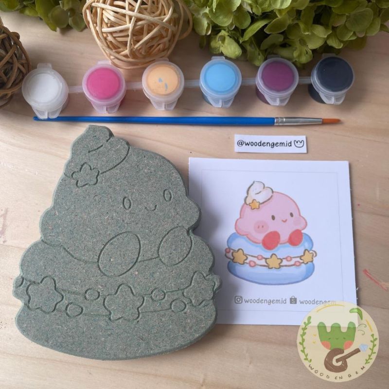 

DIY Paket Melukis Kayu Anak Karakter Wood Painting Kit Hampers Mainan Lucu Kirby Macaroon Anime