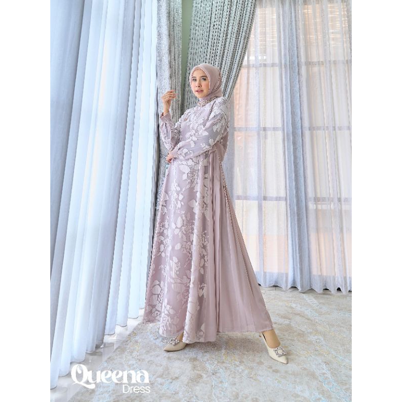 queena dress
