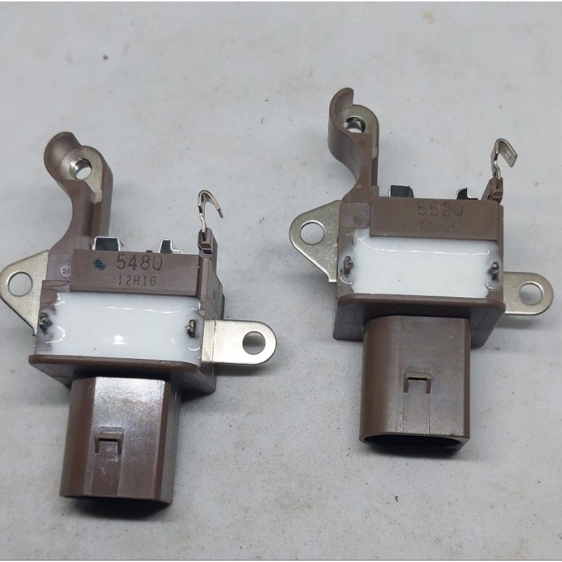 IC ALTERNATOR REGULATOR MOBIL TOYOTA INNOVA BENSIN SKUN 1