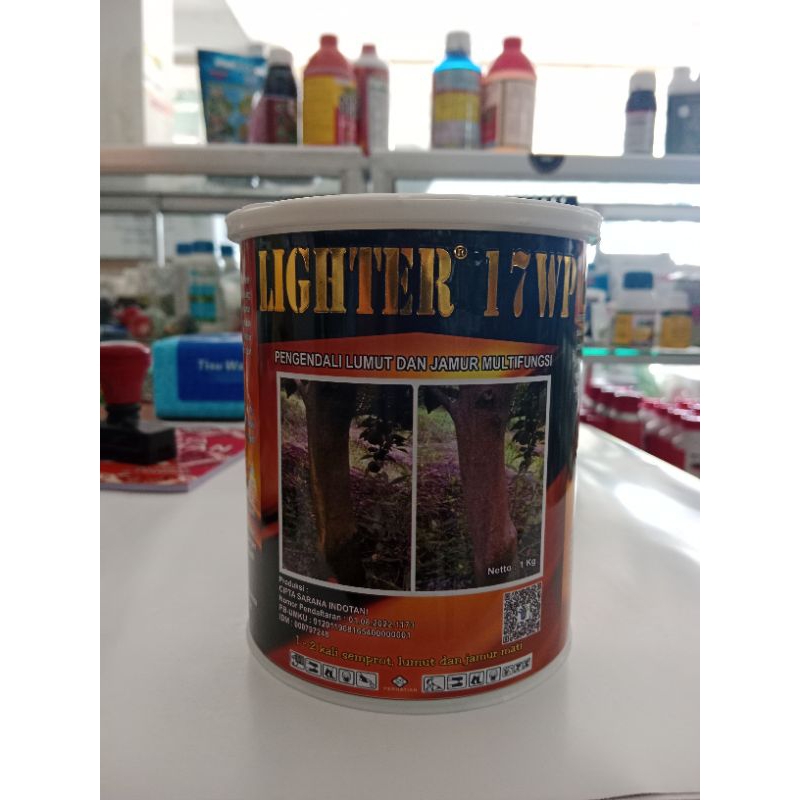 LIGHTER 17WP fungisidamultifungsi  pengedali lumut dan jamur