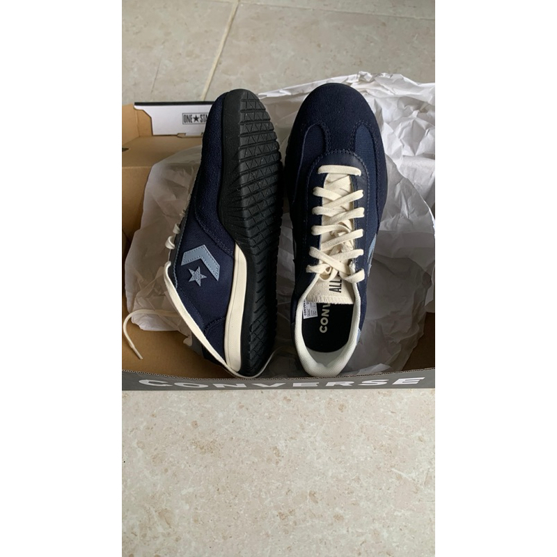 preloved sepatu convers run star trainer