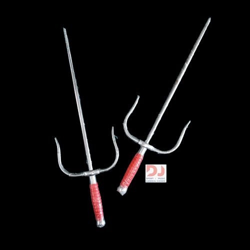 Alat peraga silat latihan trisula pencak silat