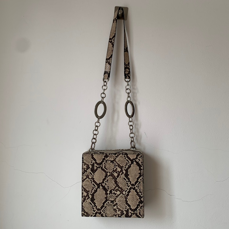 Tas wanita motif kulit ular slingbag preloved