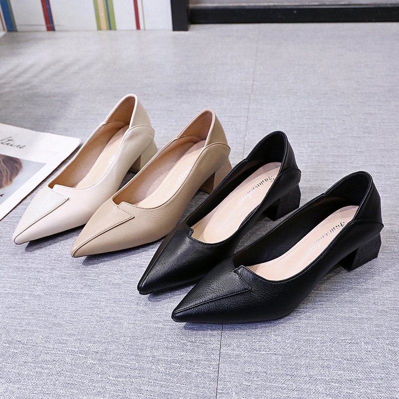 BE4 Tinggi 5cm Hitam/Putih/Coklat Sepatu hak tinggi klasik Sepatu wanita impor Sepatu kerja wanita